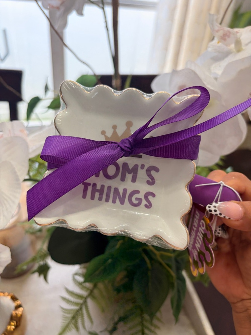 Queen of Everything Purple Mug with ceramic trinket-20oz - Picture 6 of 7